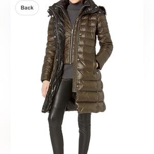 Andrew Marc Down Coat with Saga Fur trim in Fox Luxury Puffer Size XS